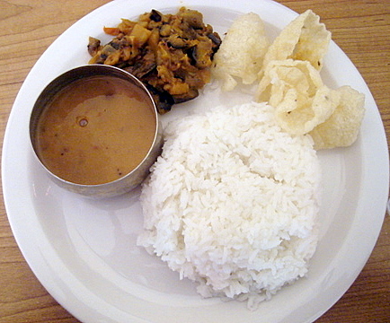 Our meal- Rice, varutha paruppu kuzhambhu, eggplant curry and arisi kanji vathal